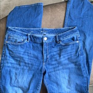 GUC White House Black Market Jeans